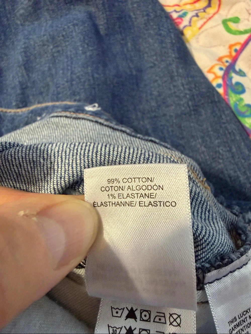 Lucky Brand Boy Mid Rise Relaxed Straight Size: 12/31 R Inseam: 28” uncuffed